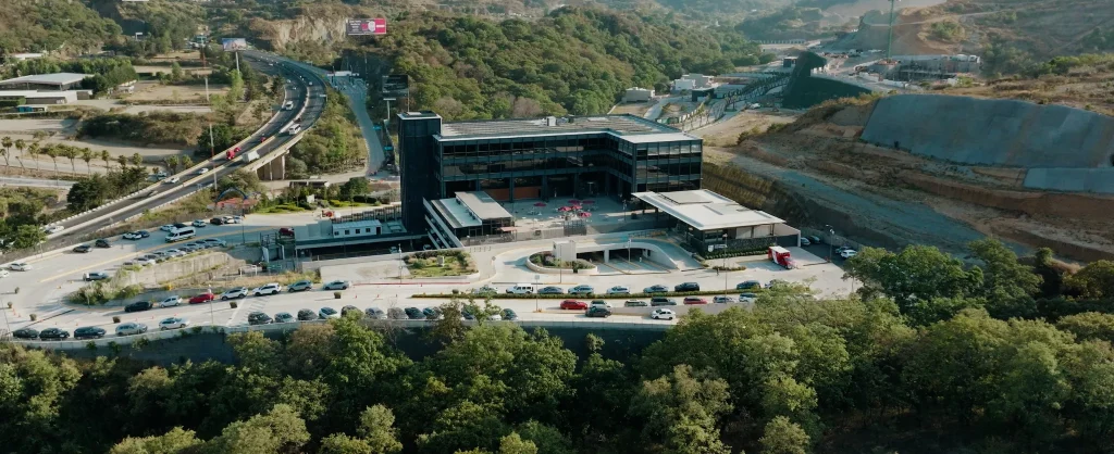 Una Oferta Completa: Educación, Comodidad y Sostenibilidad Bosque Real